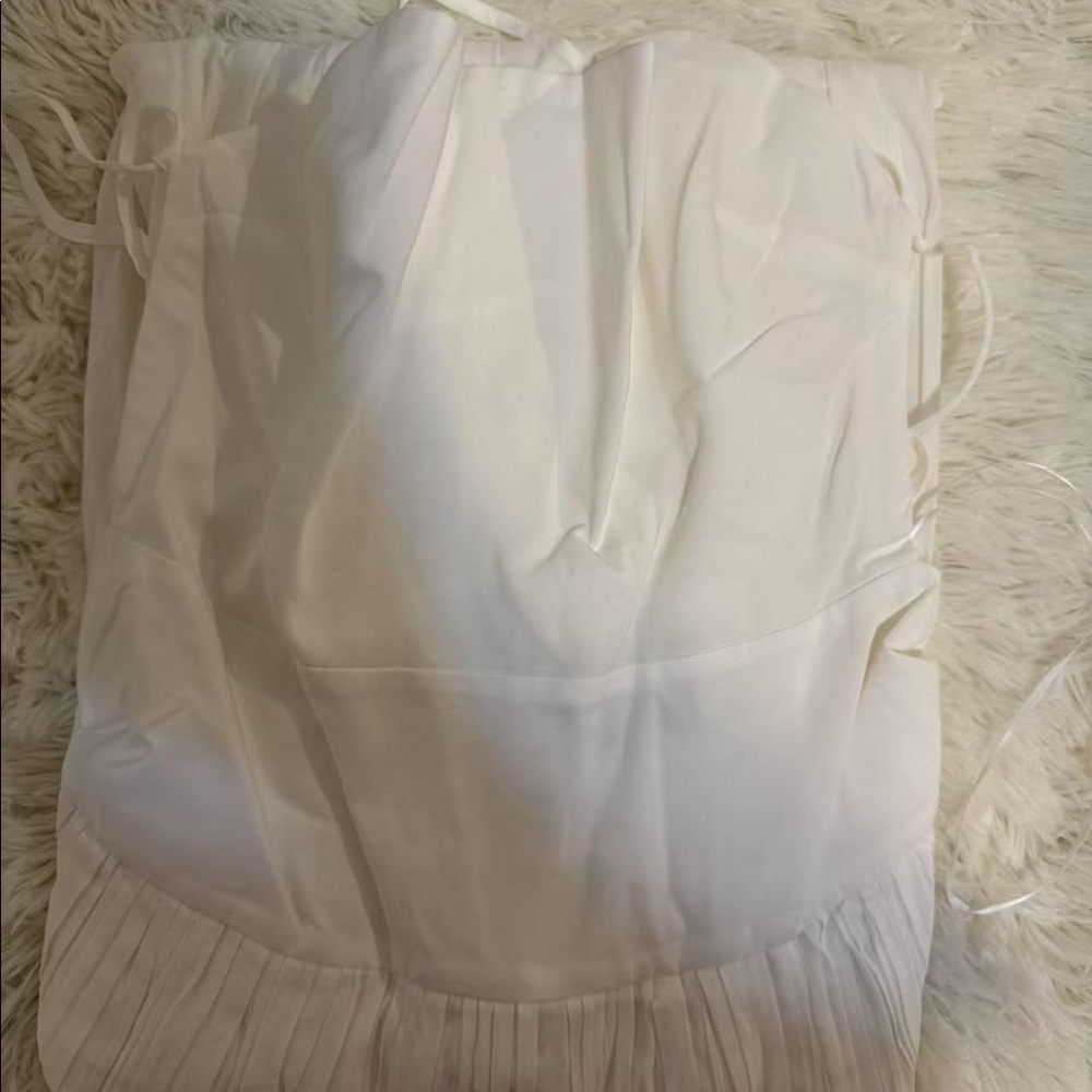 NWT Reformation Perlette Dress Ivory - Picture 9 of 9